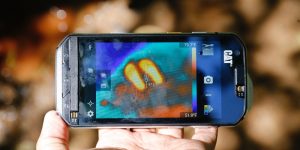Дальномер и тепловизор в смартфоне CAT S61