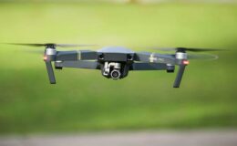 EagleRay: amphibious drone can swim and fly