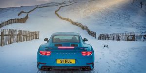 Porsche Turbo S 4х4 штурмует горнолыжный спуск