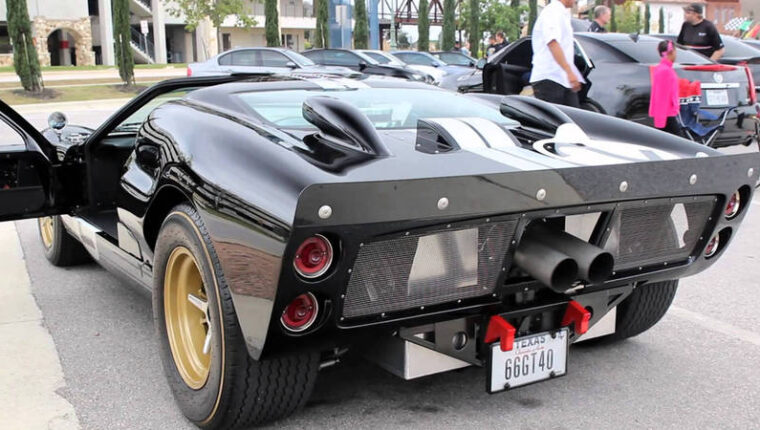 Ford GT40 1966 is being sold for $12 million Ford GT40 1966 is being sold for $12 million