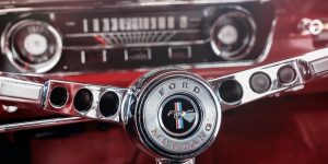 Ford Mustang образца 1965 года