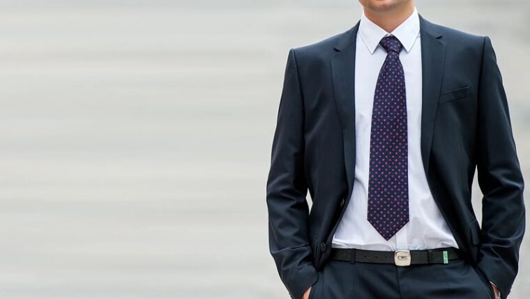 Comment faire une cravate sans nuire à la santé Comment faire une cravate sans nuire à la santé