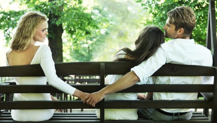 Perché uomini e donne tradiscono: cause Perché uomini e donne tradiscono: cause