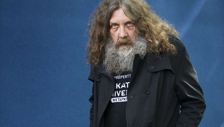 Qui est Alan Moore : bandes dessinées, écrivain Qui est Alan Moore : bandes dessinées, écrivain