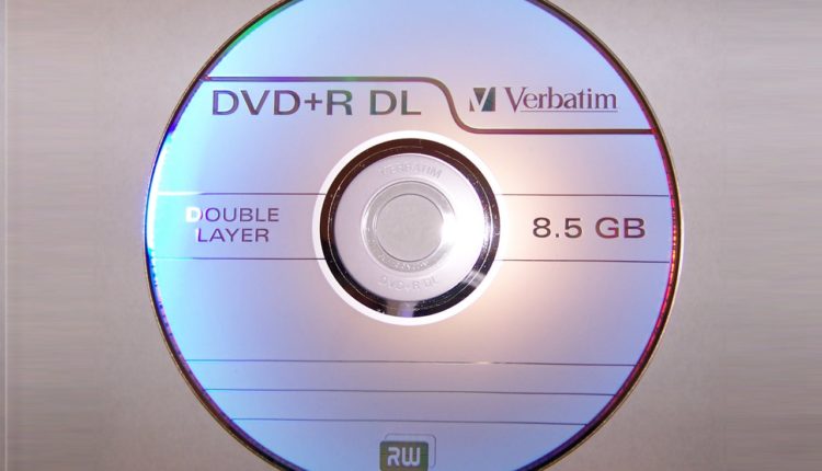 Оптический привод DVD-RW для компьютера