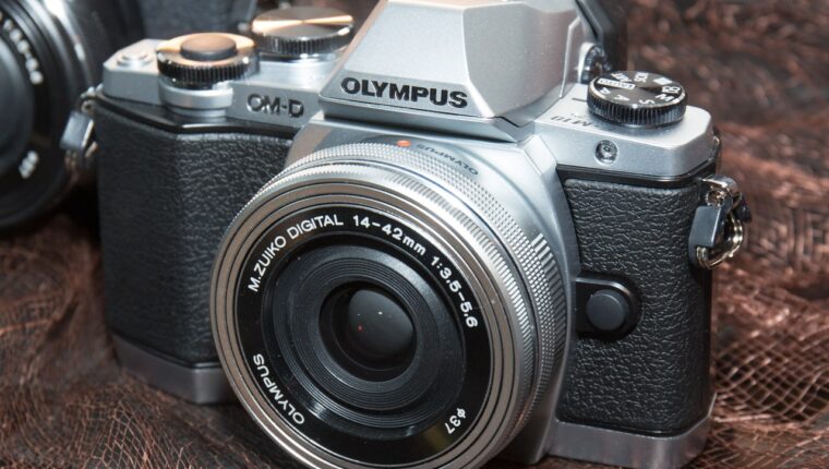 Olympus – fin de la era de las cámaras digitales