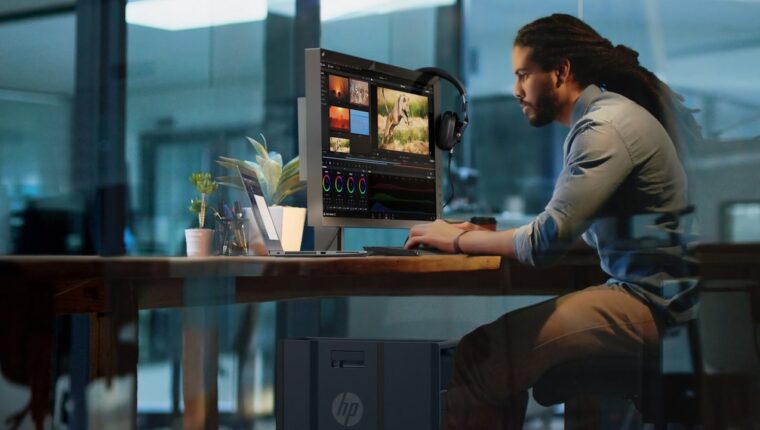 Buon monitor per il lavoro con i testi