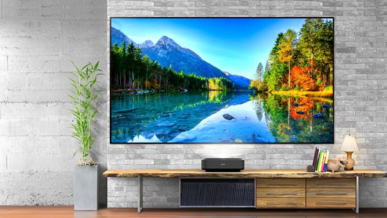 Epson EpiqVision: 4K Laser Projectors Epson EpiqVision: 4K Laser Projectors