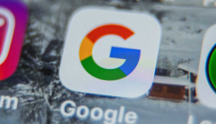 Как найти песню, насвистывая или напевая мотив