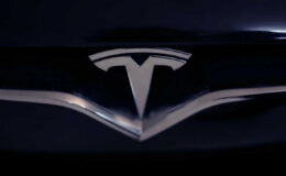USB Flash Tesla 128 GB a soli $35