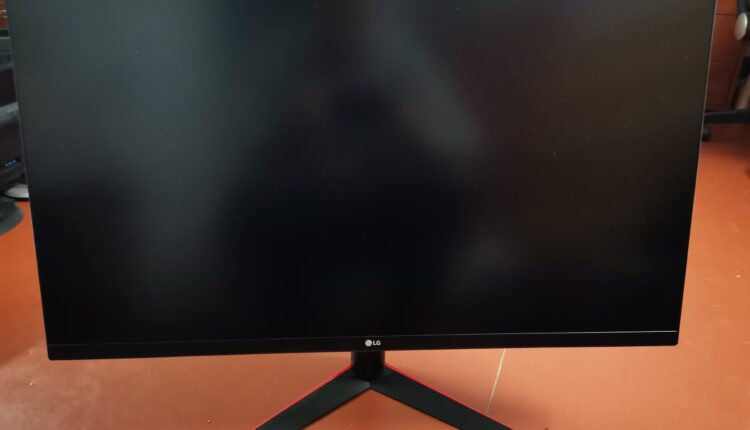 Игровой монитор LG 32GK650F-B: обзор