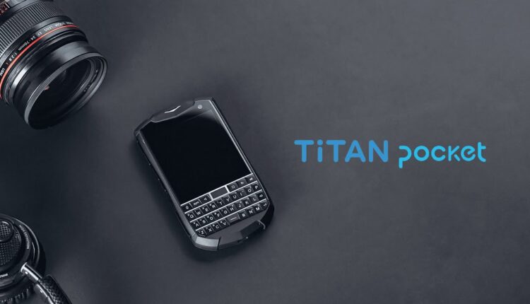 Titan Pocket – Android смартфон с клавиатурой BlackBerry