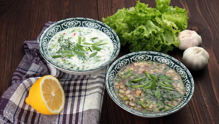Kvas ou kéfir – quel est le meilleur pour l'okroshka