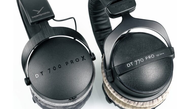 Beyerdynamic DT 700 PRO X - полноразмерные наушники