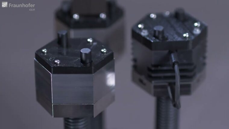 Smart Screw Connection Bolts with Wi-Fi Smart Screw Connection Bolts with Wi-Fi