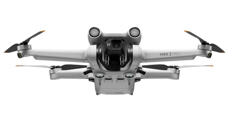 DJI Mini 3 Pro Drone Weighing 249 Grams with Cool Optics DJI Mini 3 Pro Drone Weighing 249 Grams with Cool Optics