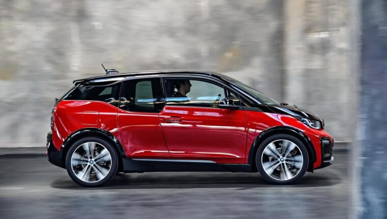 BMW i3s en color Galvanic Gold – revitalización de la línea de autos BMW i3s en color Galvanic Gold – revitalización de la línea de autos