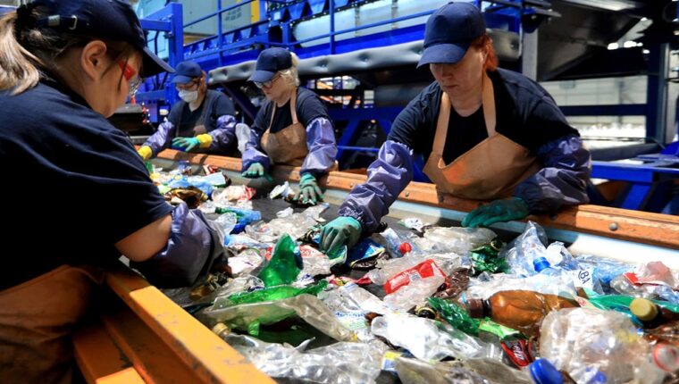Recyclage des déchets plastiques en propane – technologies du 21e siècle Recyclage des déchets plastiques en propane – technologies du 21e siècle