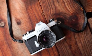 Pentax torna alle fotocamere a pellicola