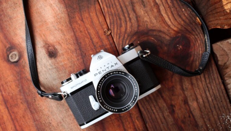 Pentax revient aux appareils photo argentiques