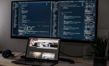 How to Choose the Optimal Monitor for a Programmer